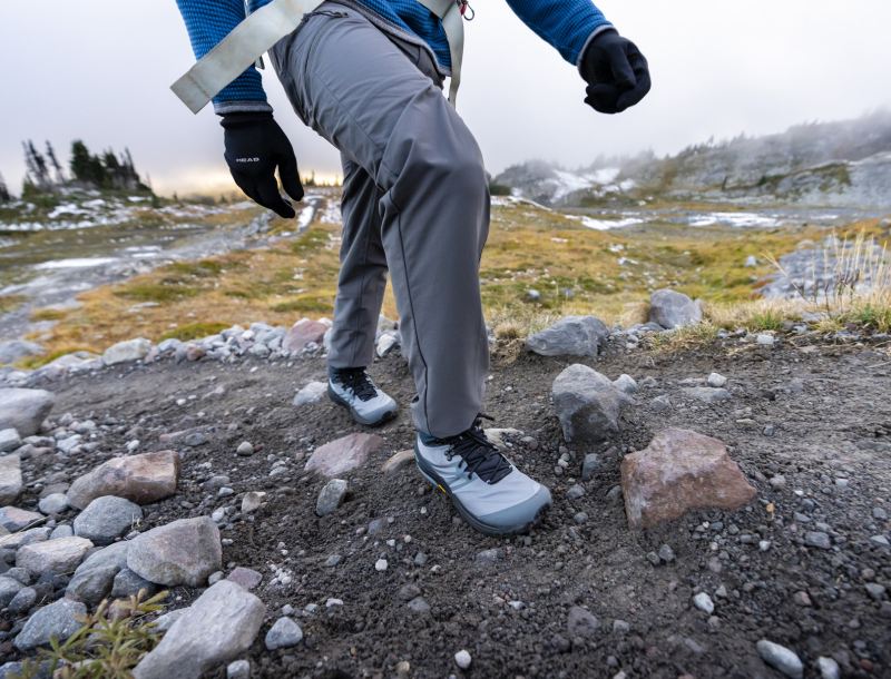 TOPO SHOES | TRAILVENTURE 2-Stone/Navy