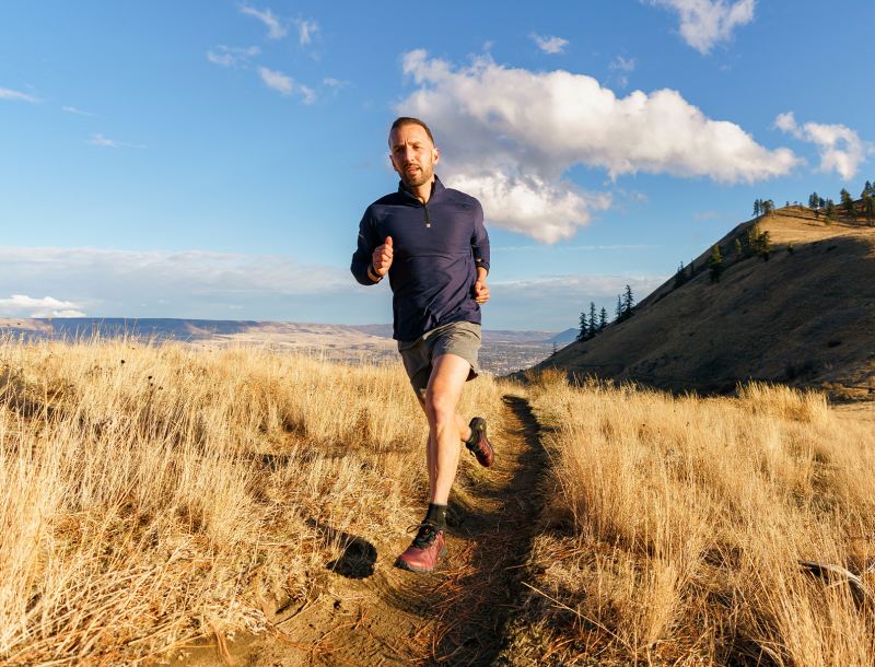 TOPO SHOES | RUNVENTURE 4-Garnet/Black