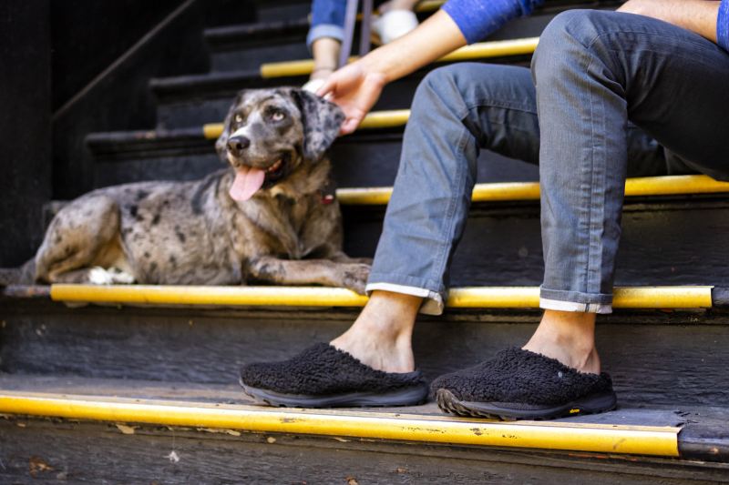 TOPO SHOES | REVIVE-Black/Black